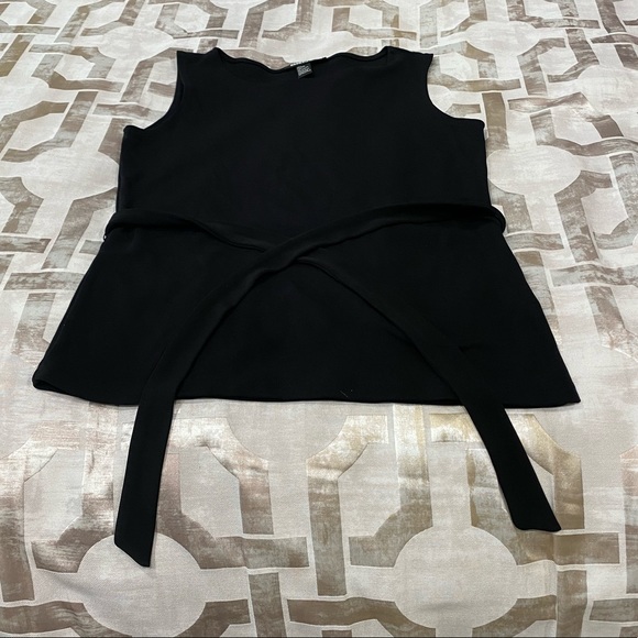 DKNY Stretch Black top with tie belt M - Picture 1 of 5